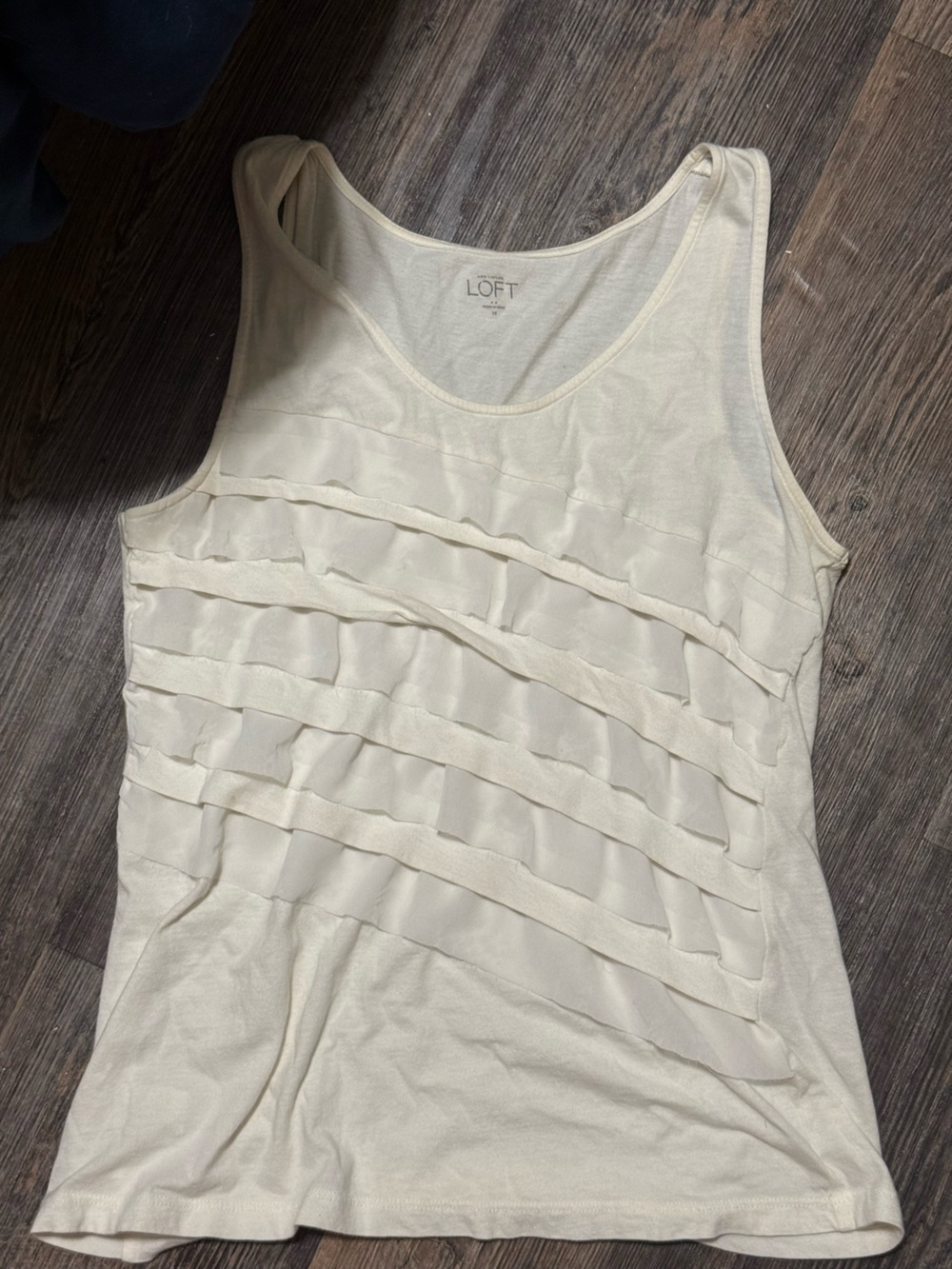 Ann Taylor LOFT Ivory Ruffle Front Sleeveless Tank Top Size M